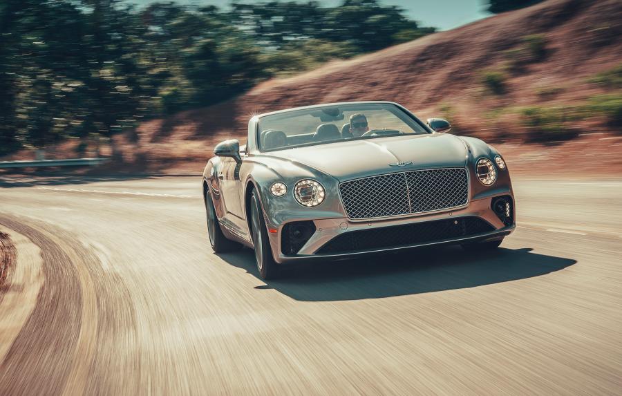  Bentley Continental GT V8 Convertible 2019 года  (NA) (фото 31 из 40)